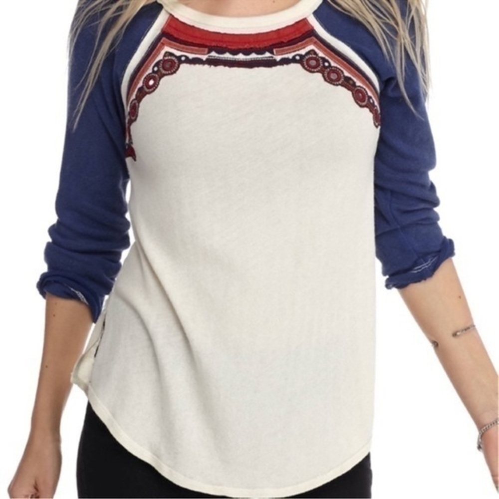 Free People Top Womens  Blue Cream Embellished Ritu Tee Embroidered  Size Small